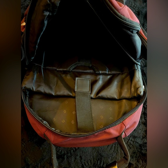 fūl Beale Street backpack that fits most laptops up to 15.4" - Picture 4 of 6